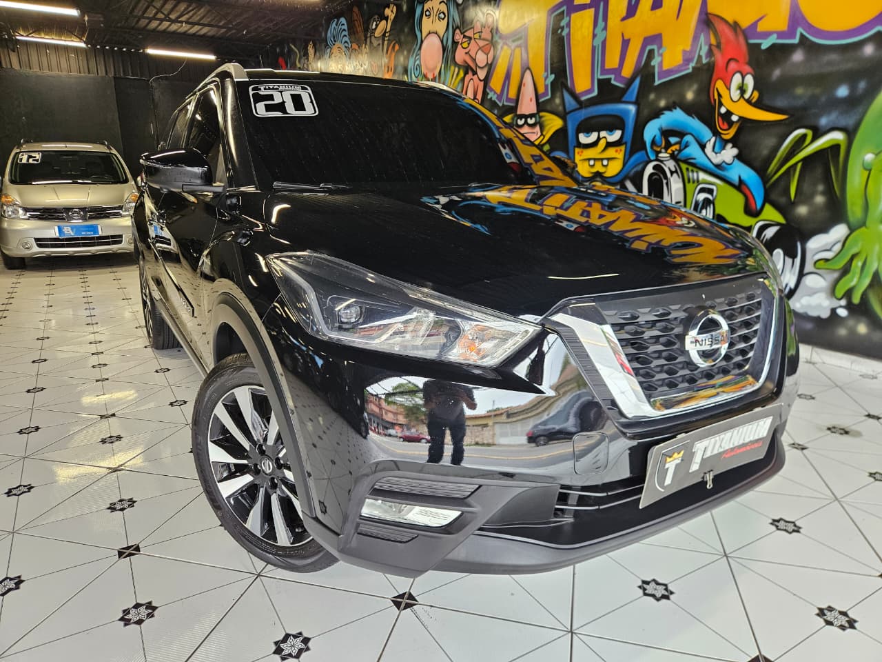 NISSAN KICKS