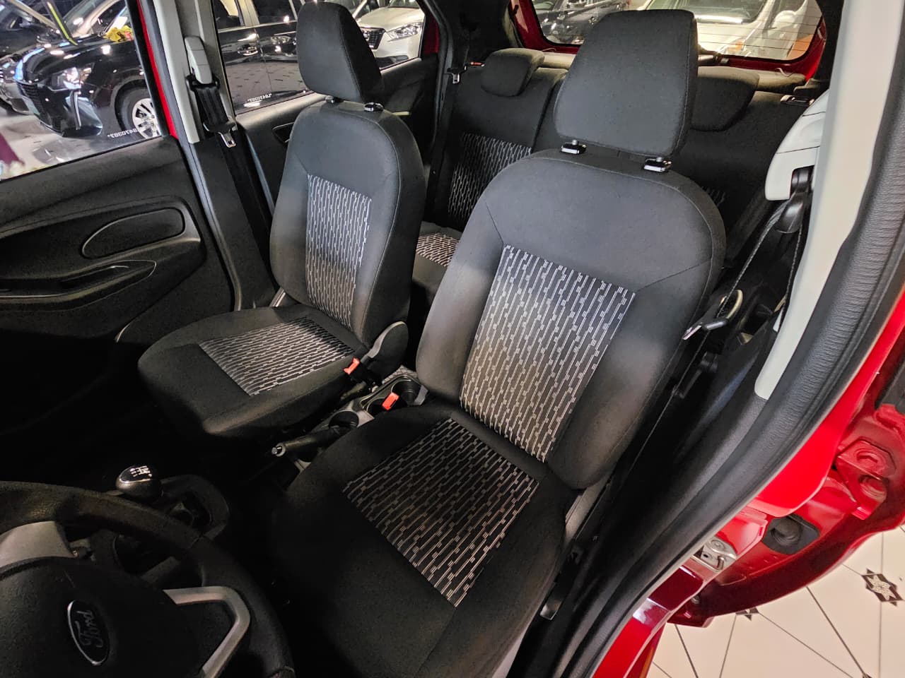 FORD KA