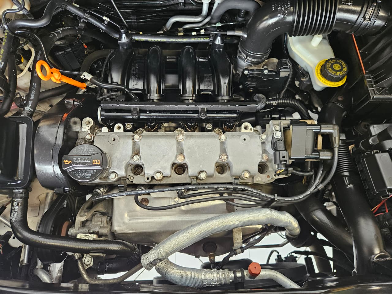 VOLKSWAGEN FOX