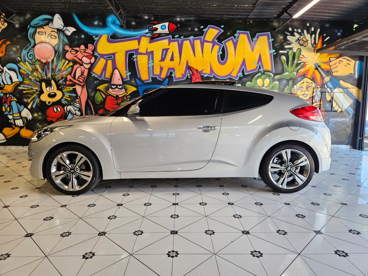 HYUNDAI VELOSTER