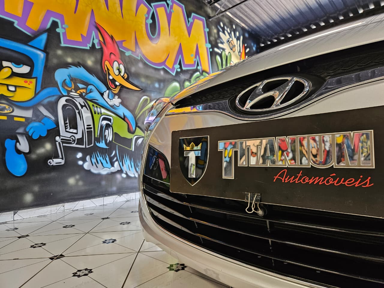 HYUNDAI VELOSTER