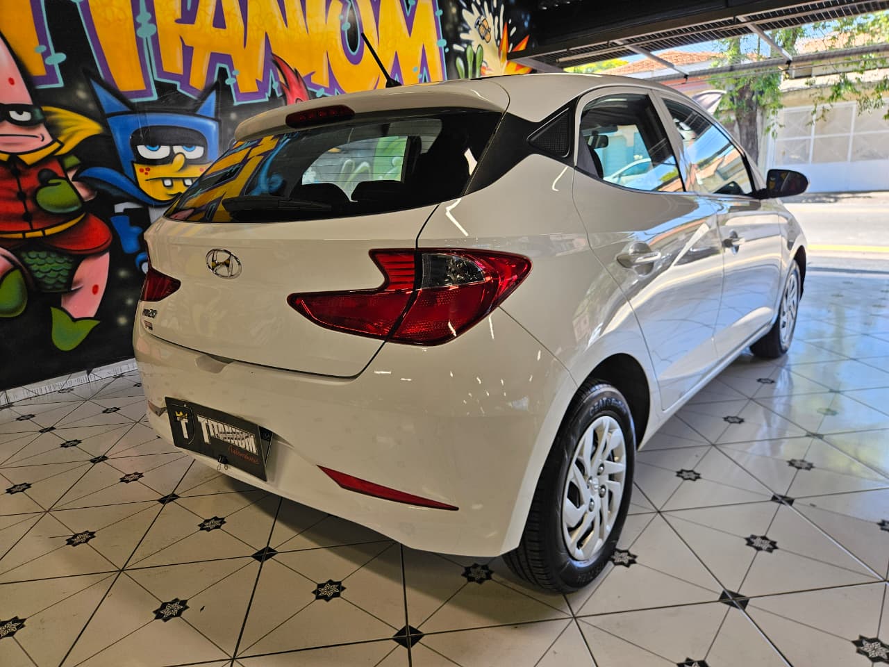 HYUNDAI HB20