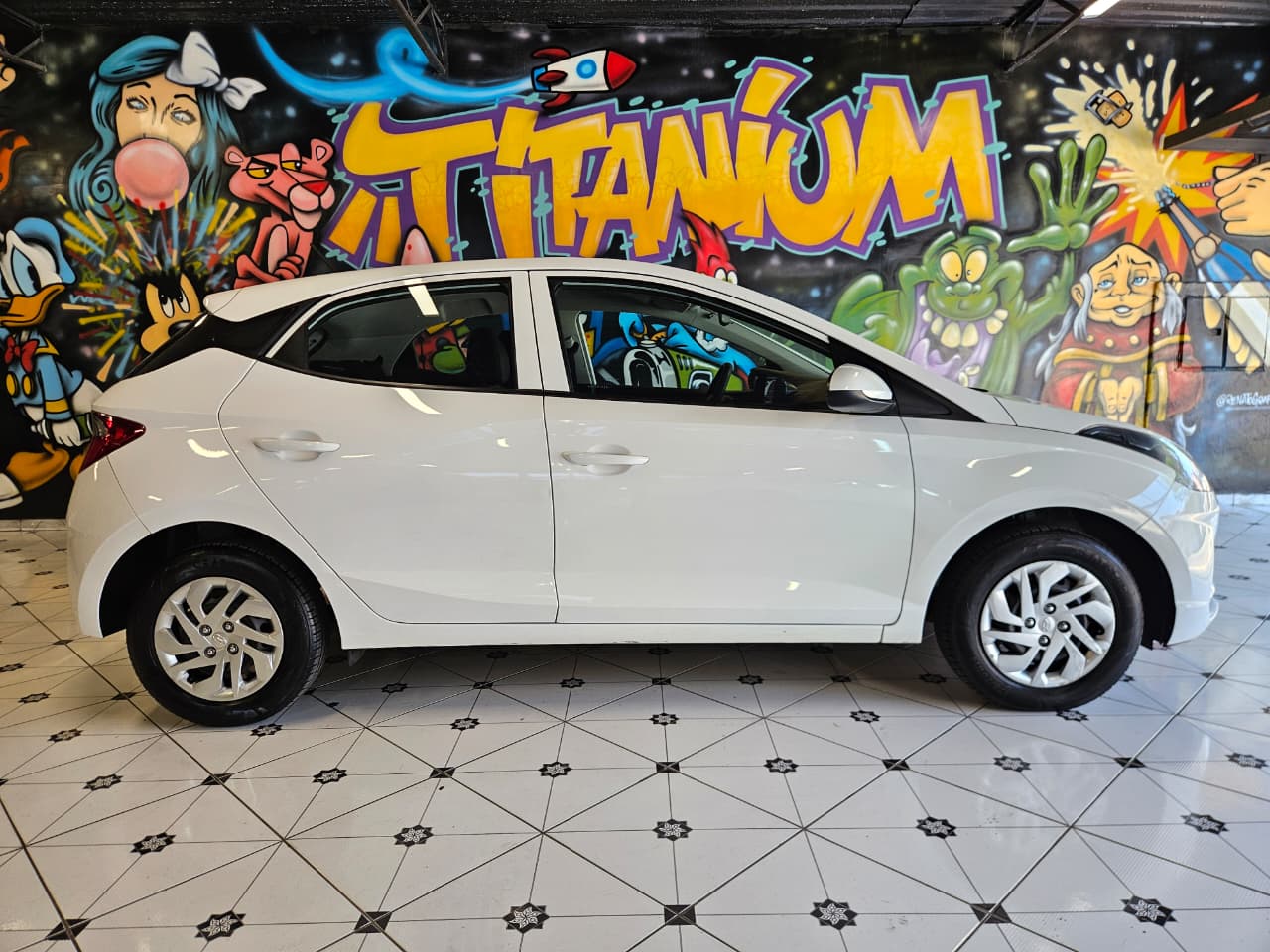 HYUNDAI HB20
