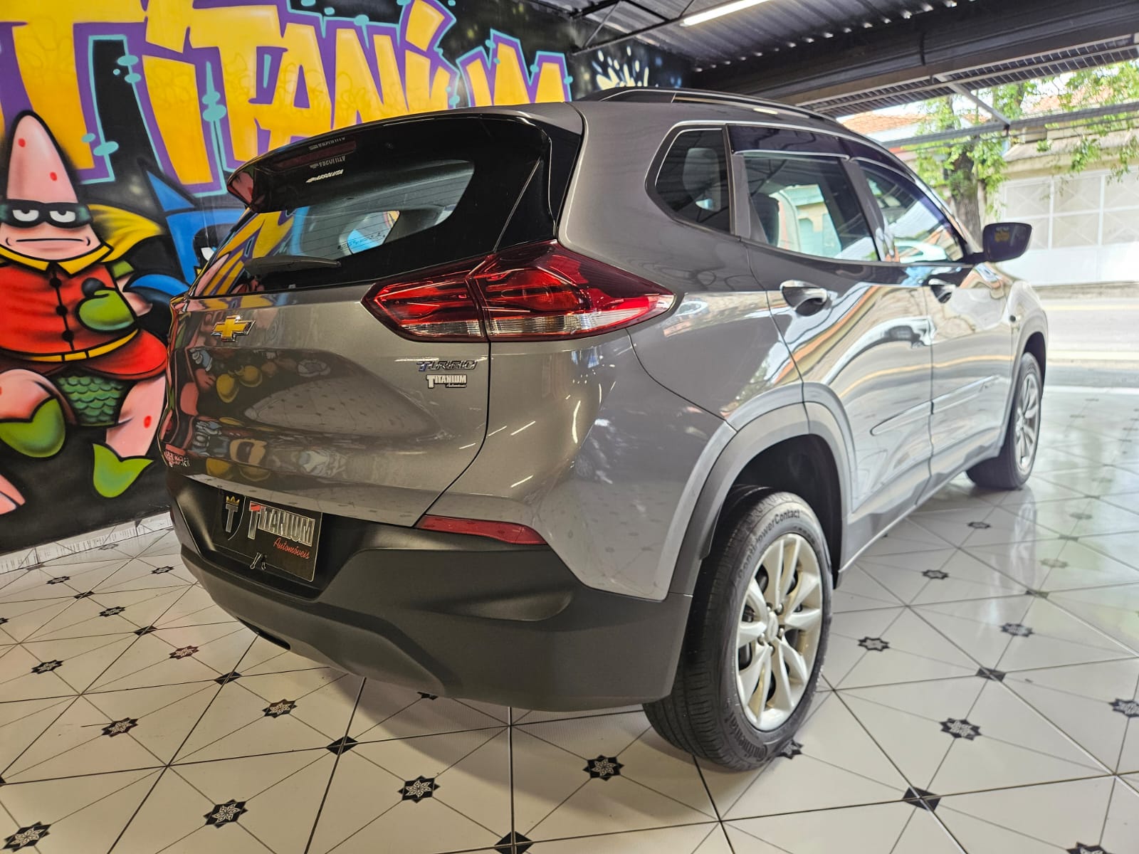 CHEVROLET TRACKER