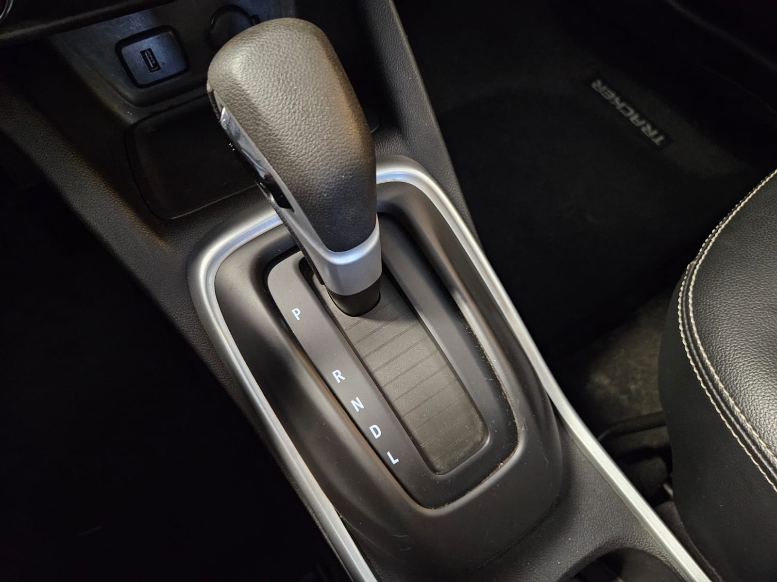 CHEVROLET TRACKER