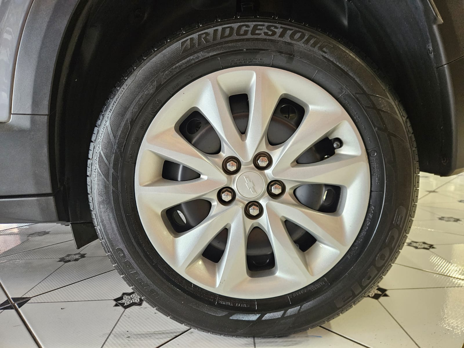 CHEVROLET TRACKER