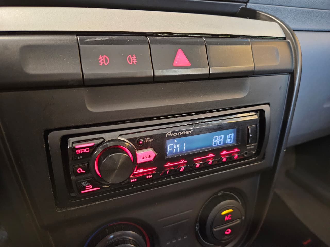 VOLKSWAGEN SPACEFOX