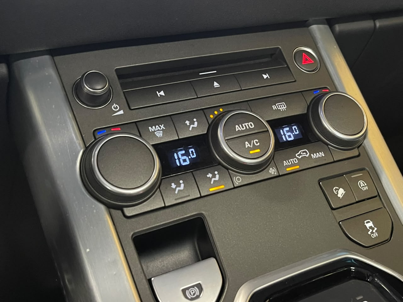 LAND ROVER RANGE ROVER EVOQUE