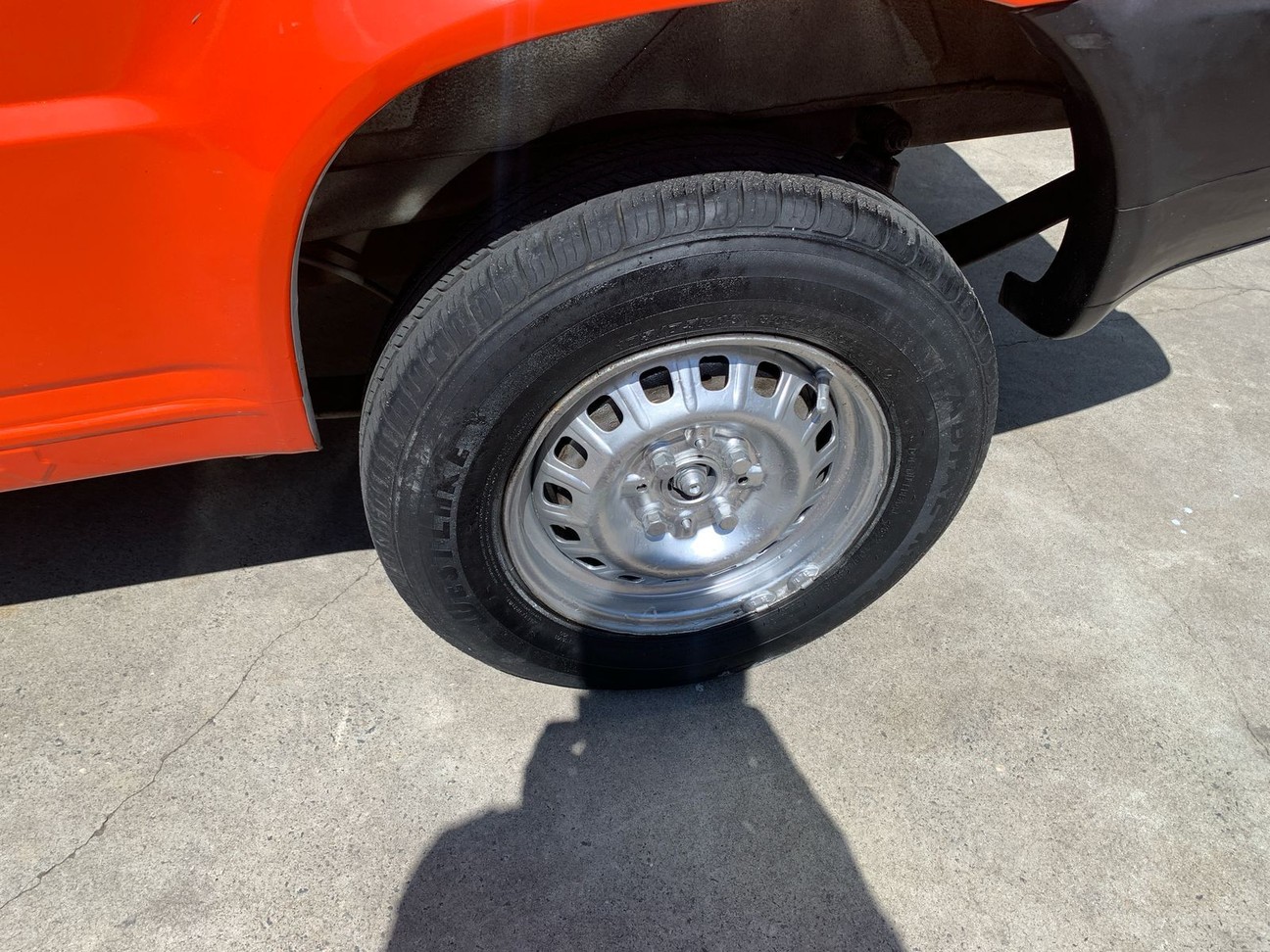 Car Image 13