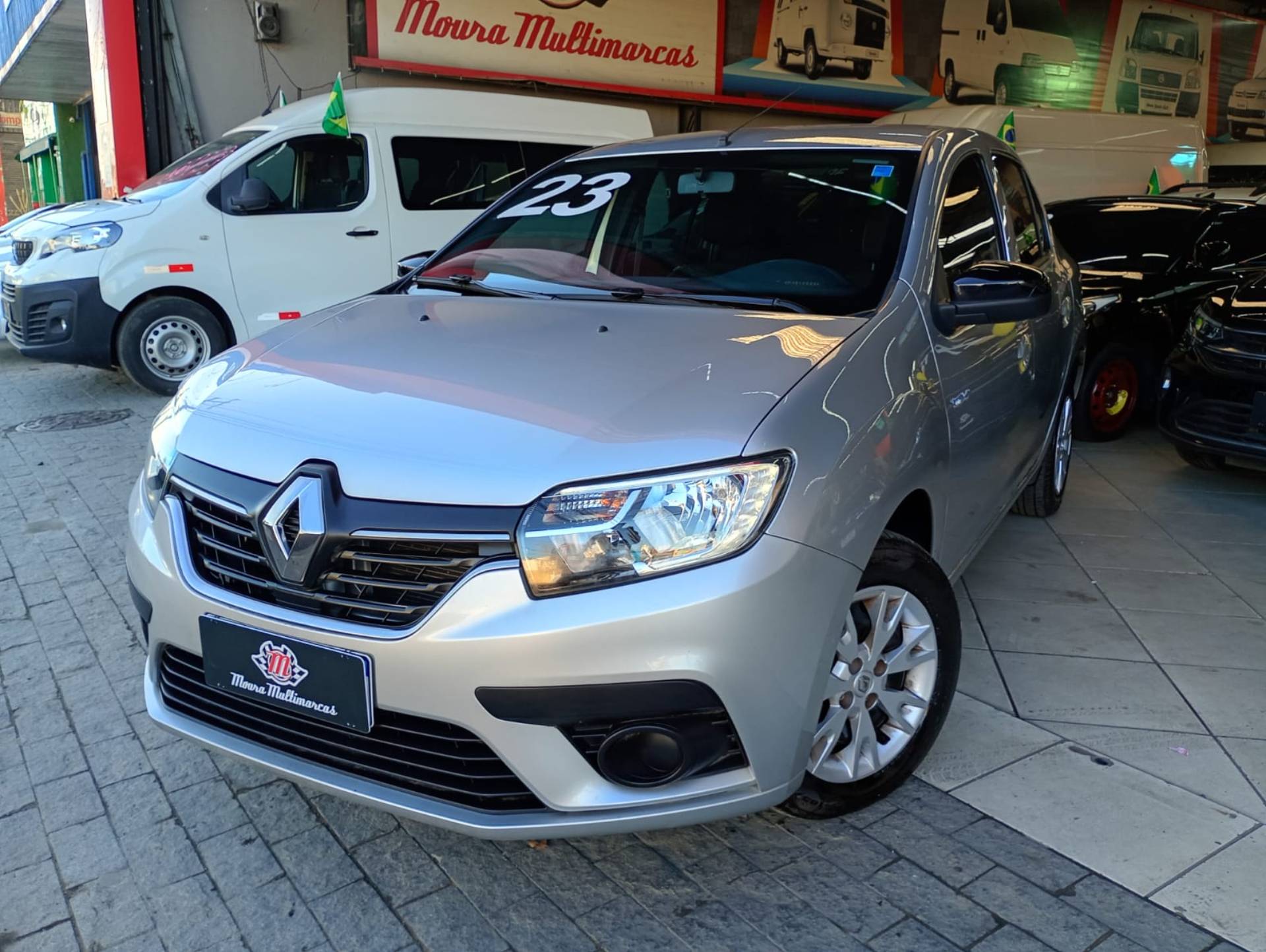 RENAULT LOGAN