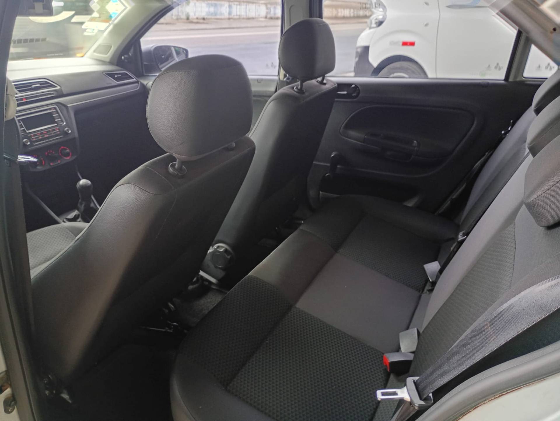 VOLKSWAGEN VOYAGE