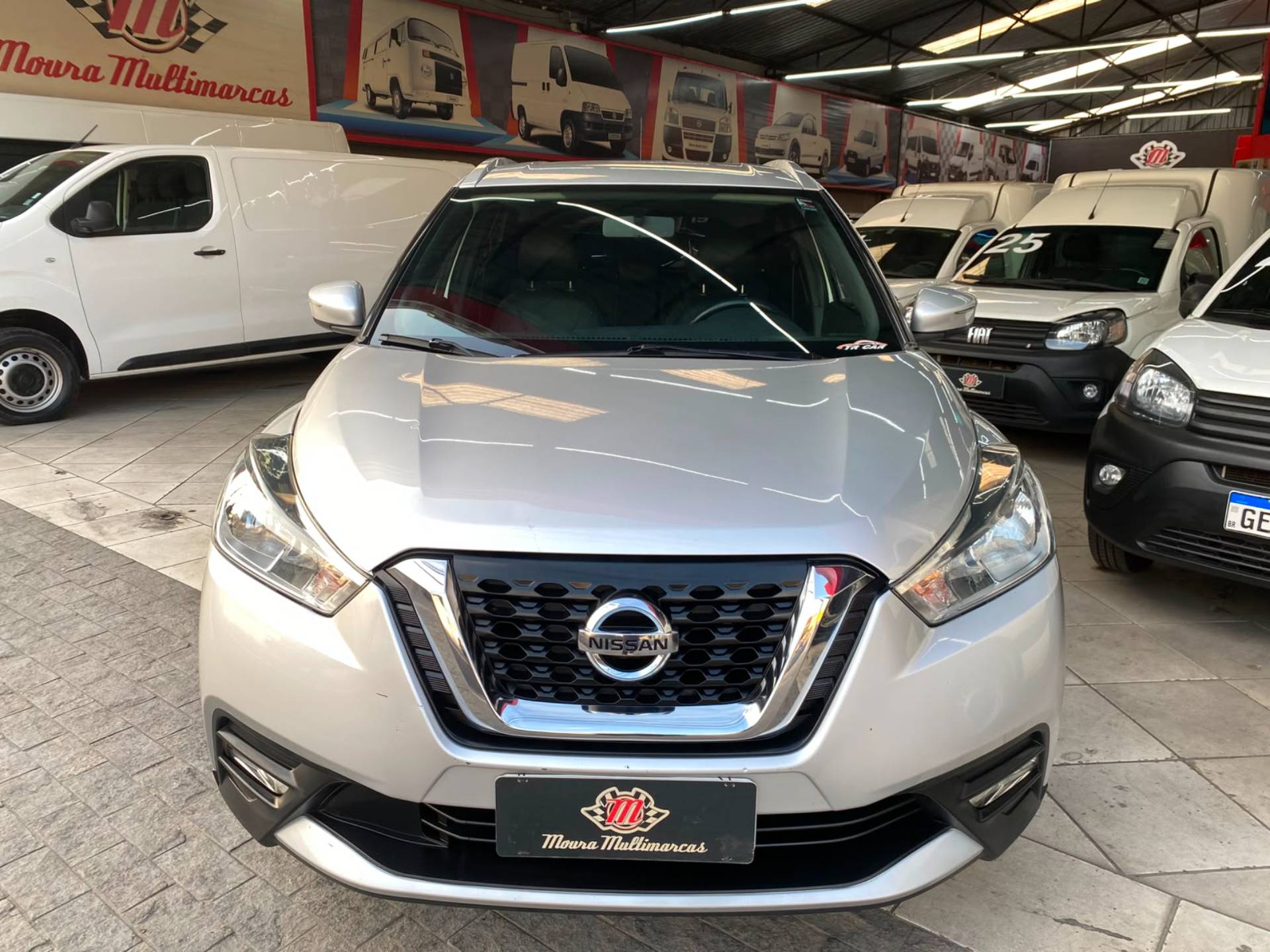 NISSAN KICKS