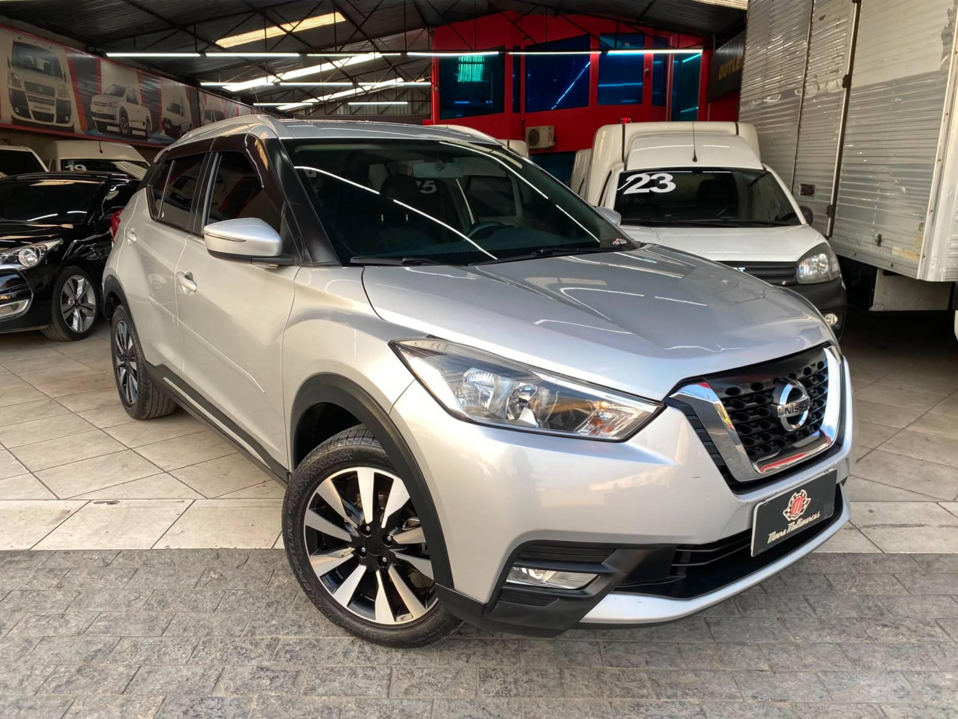 NISSAN KICKS