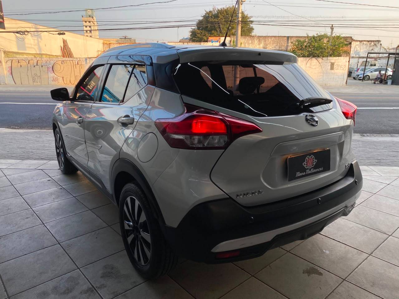 NISSAN KICKS