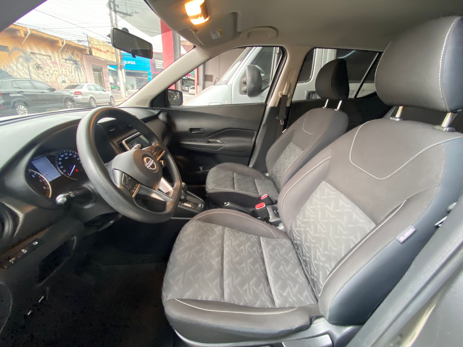 NISSAN KICKS