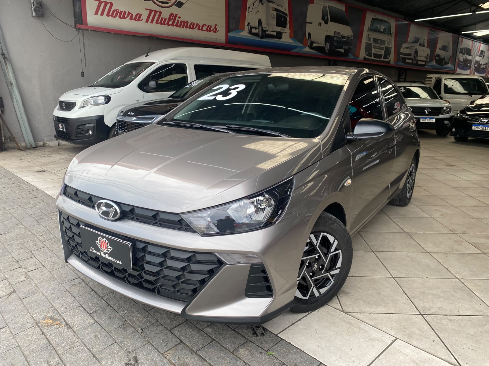 HYUNDAI HB20