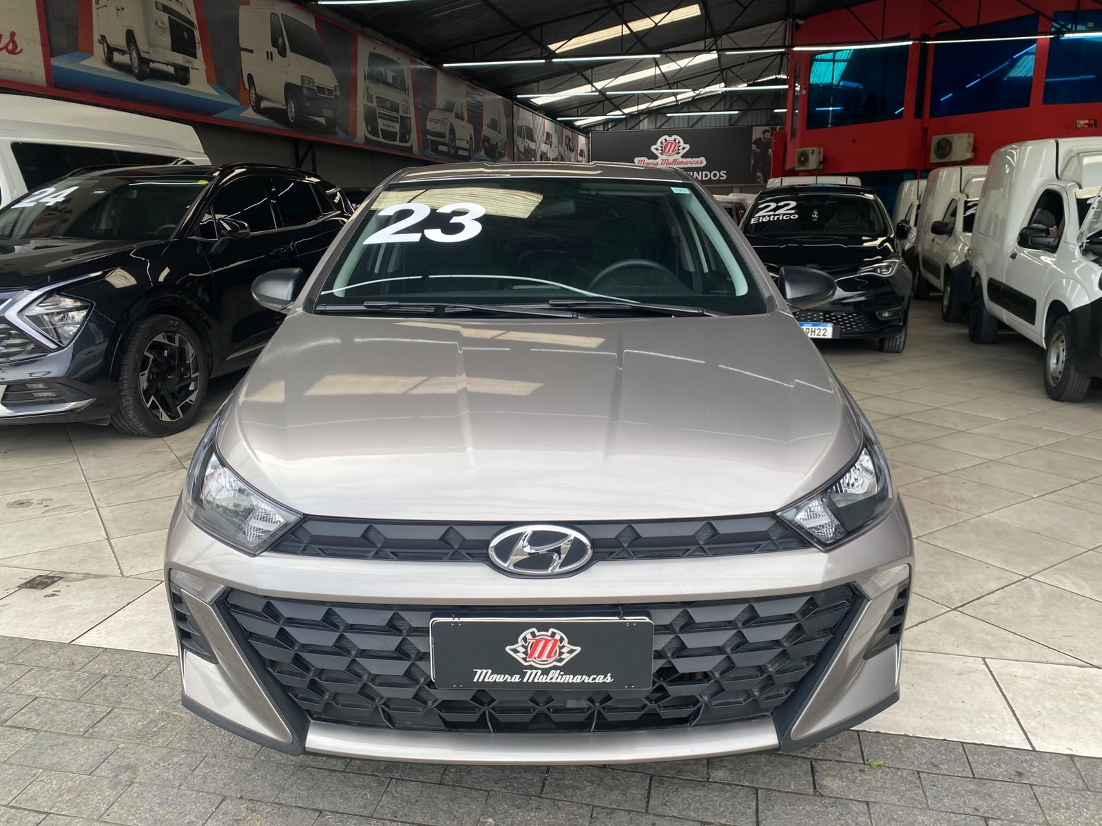 HYUNDAI HB20