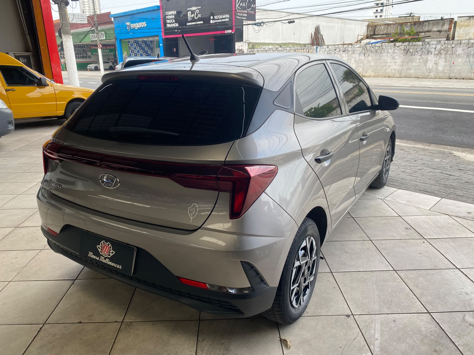 HYUNDAI HB20