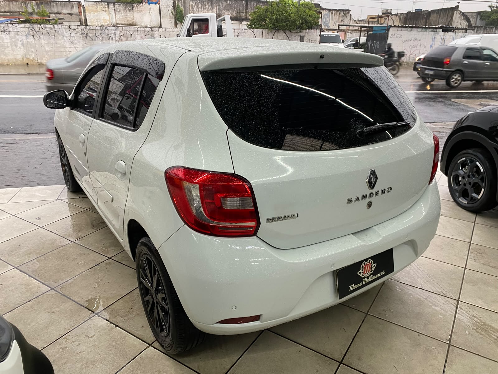 RENAULT SANDERO