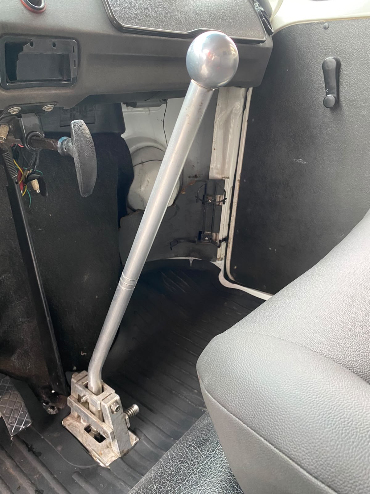 VOLKSWAGEN KOMBI
