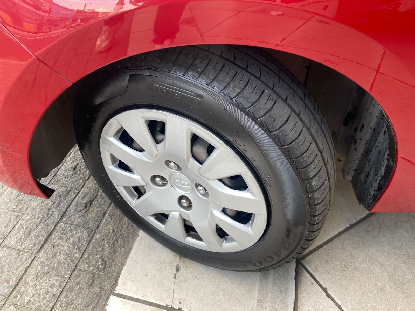 FORD KA