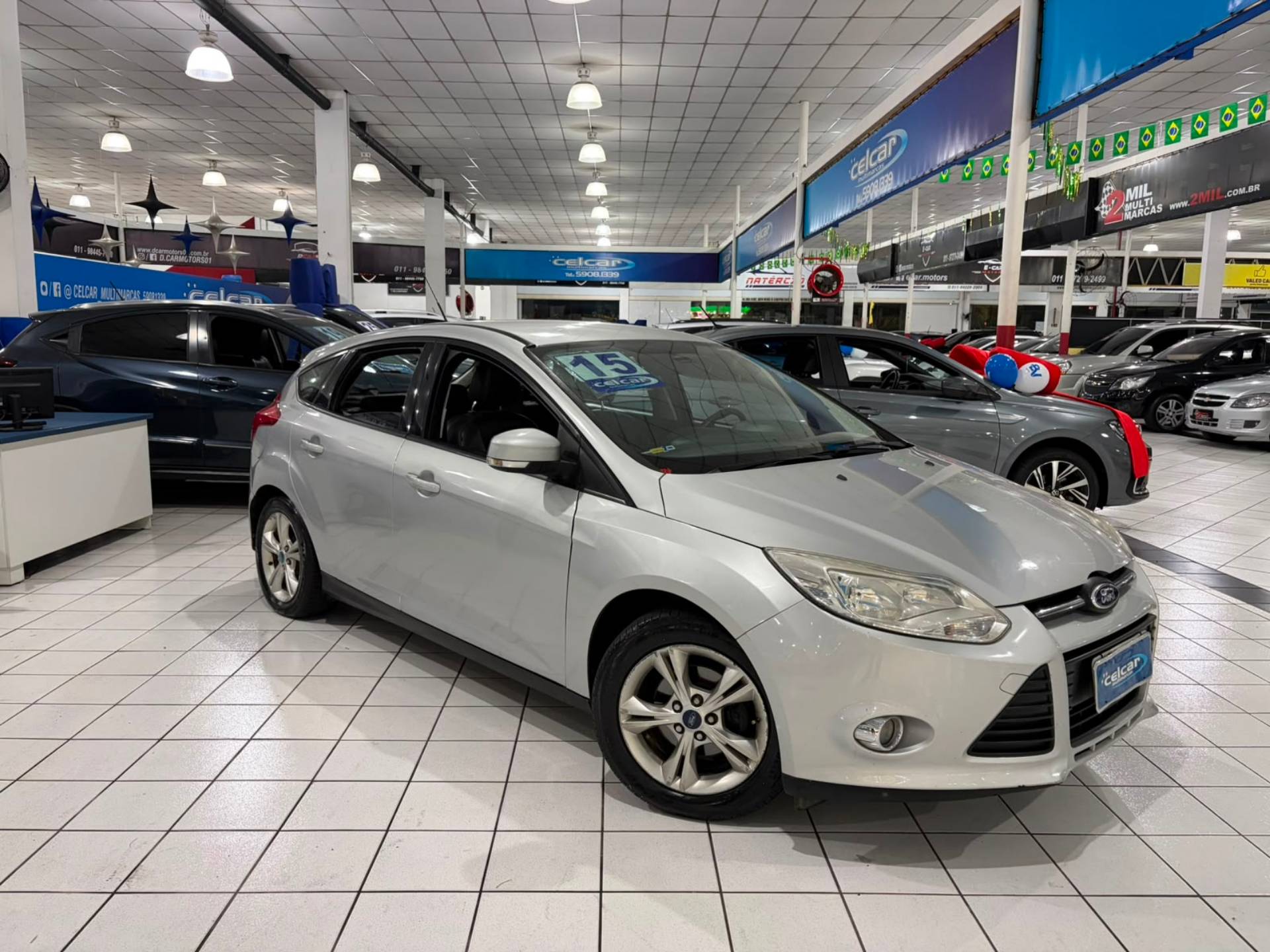 FORD FOCUS