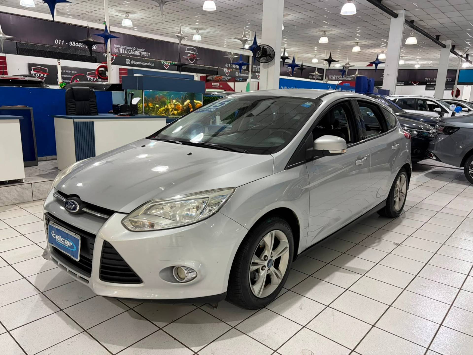 FORD FOCUS