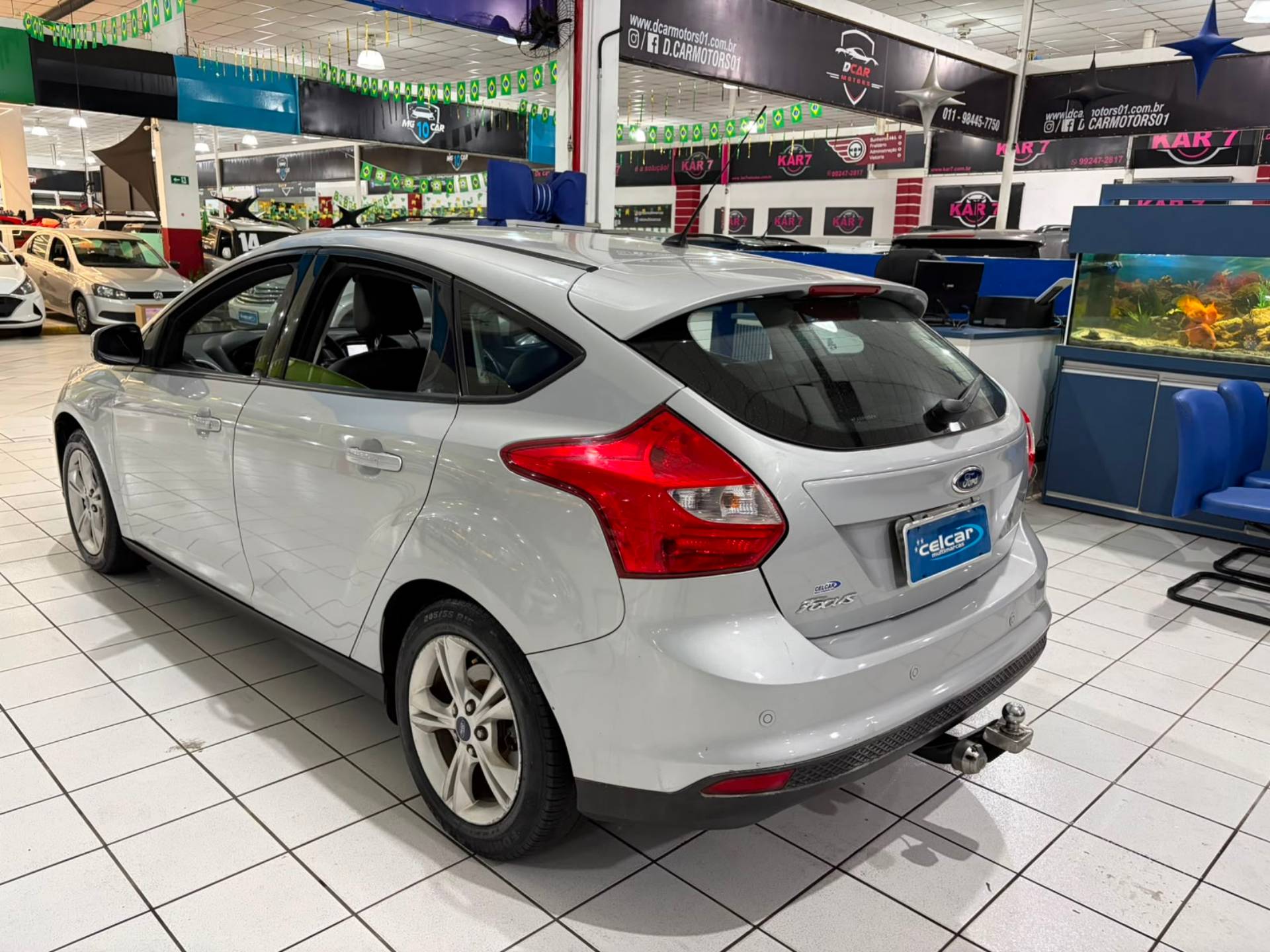 FORD FOCUS