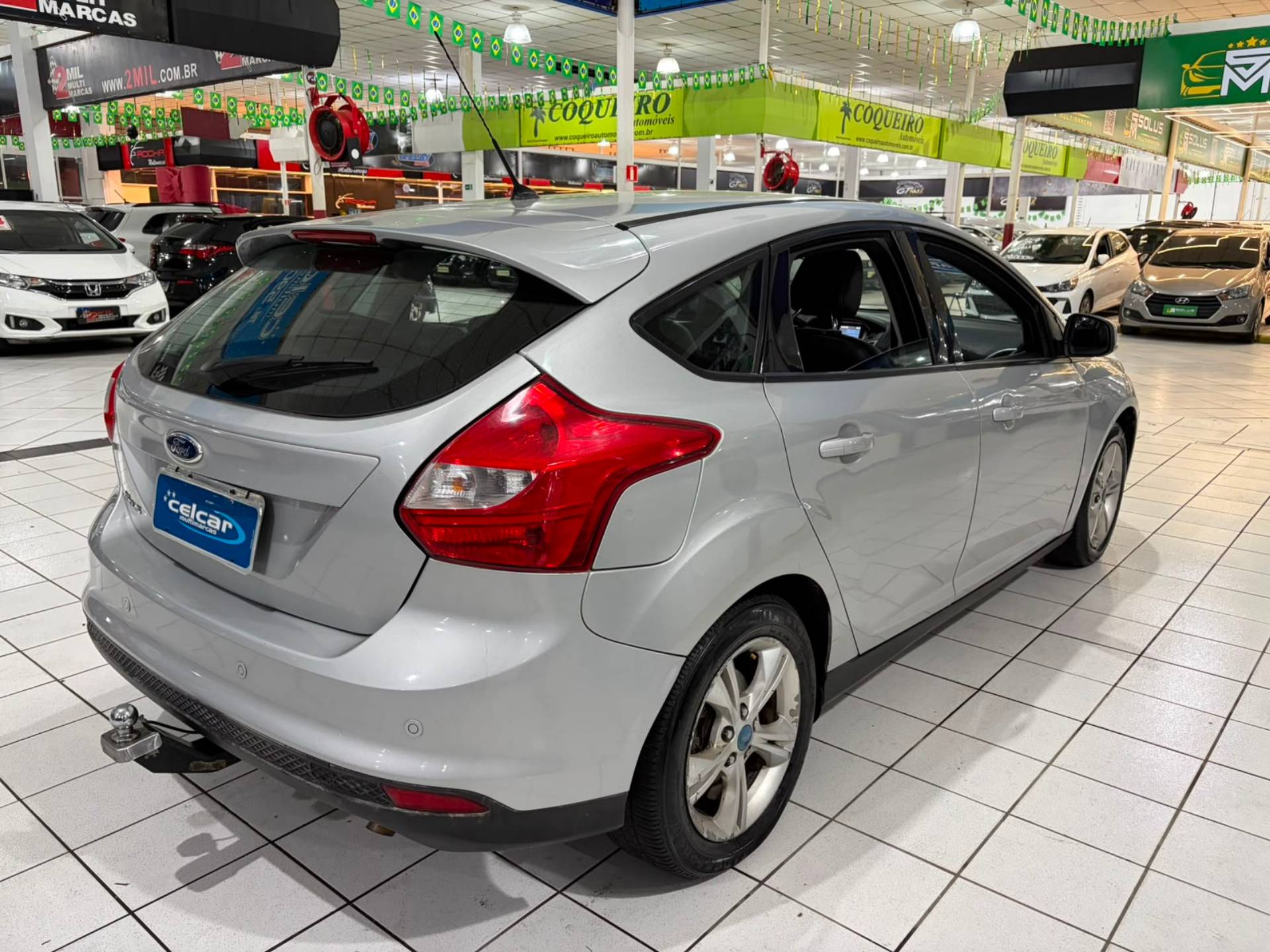 FORD FOCUS