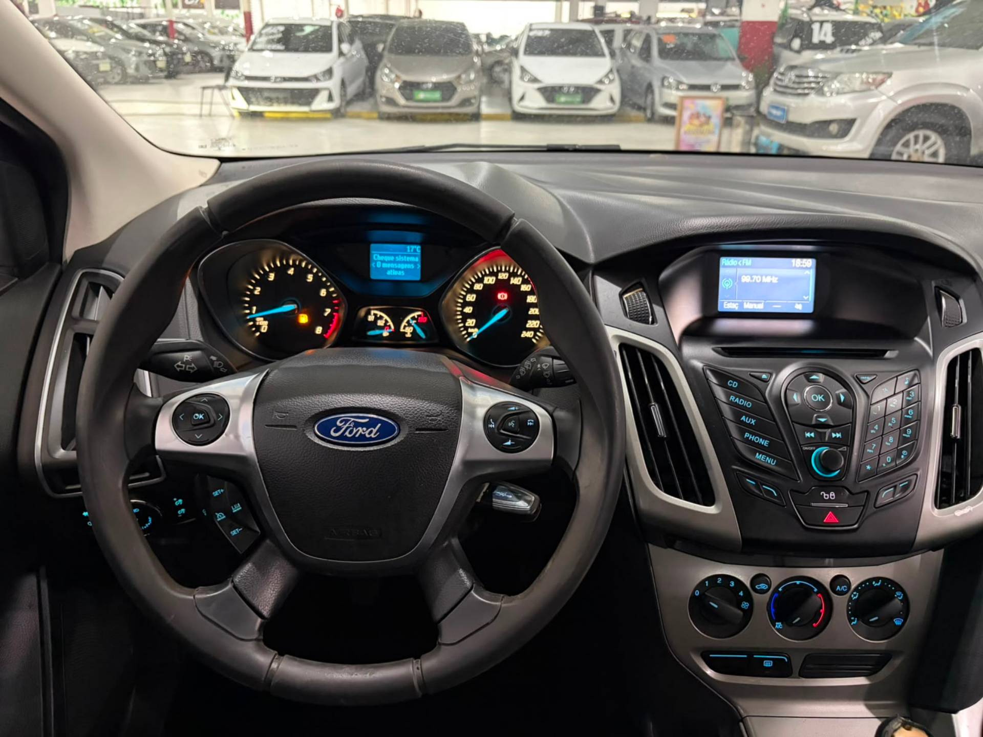 FORD FOCUS