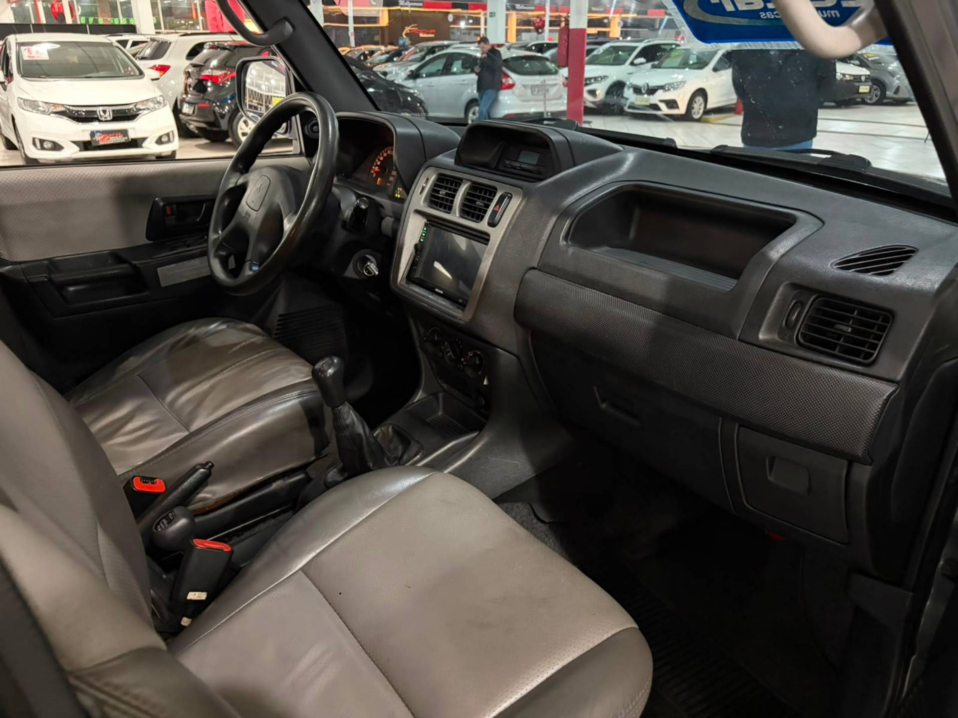 MITSUBISHI PAJERO TR4
