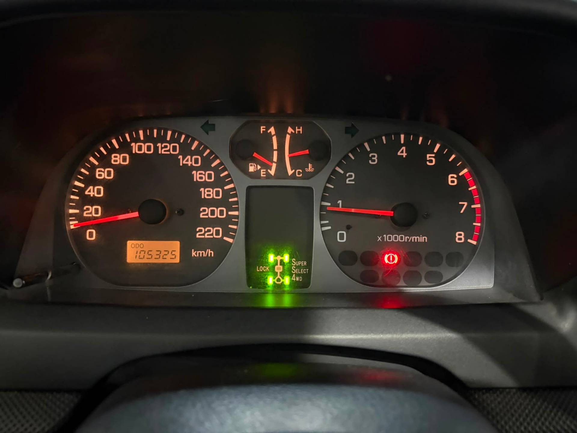 MITSUBISHI PAJERO TR4