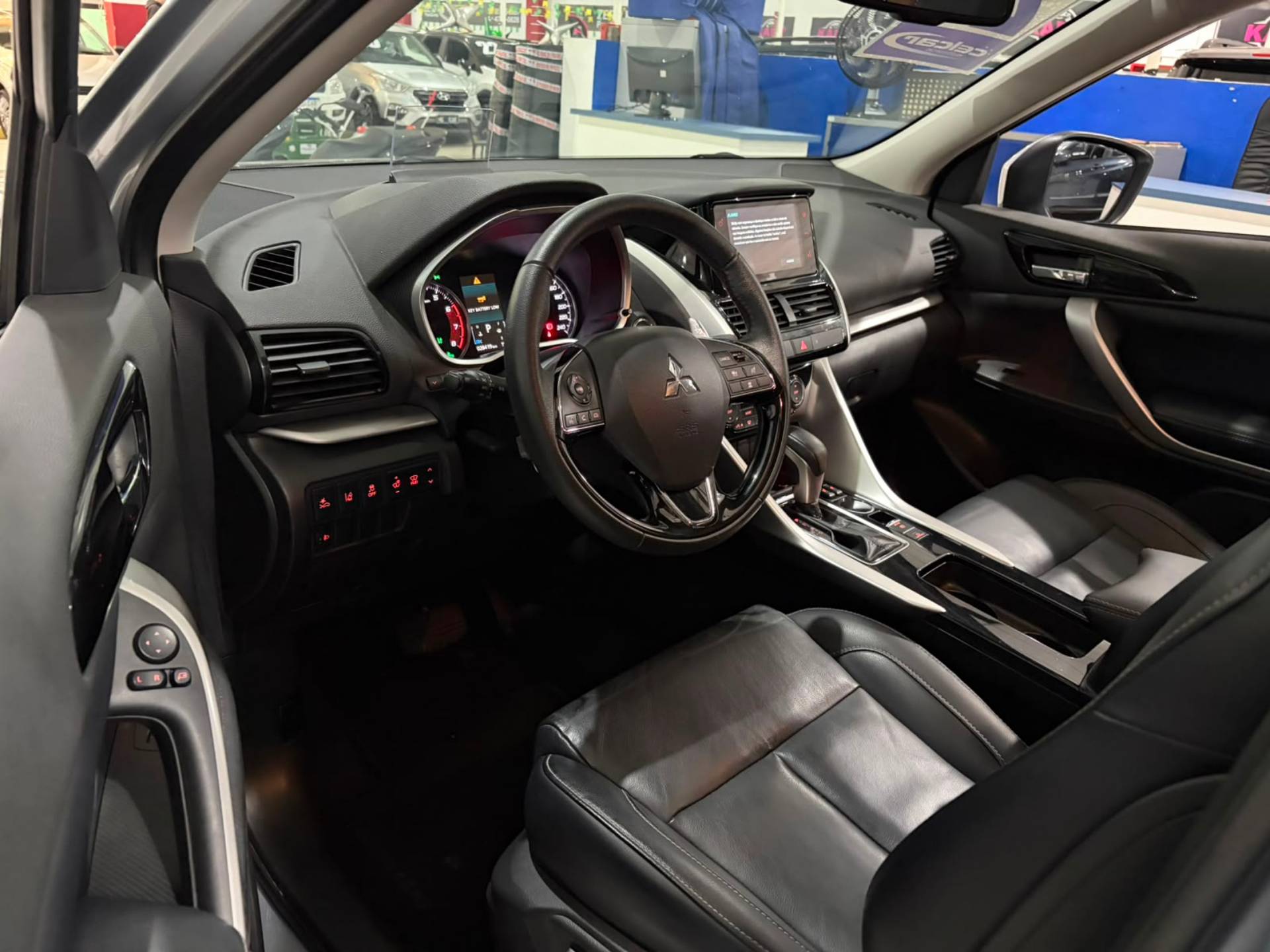 MITSUBISHI ECLIPSE CROSS