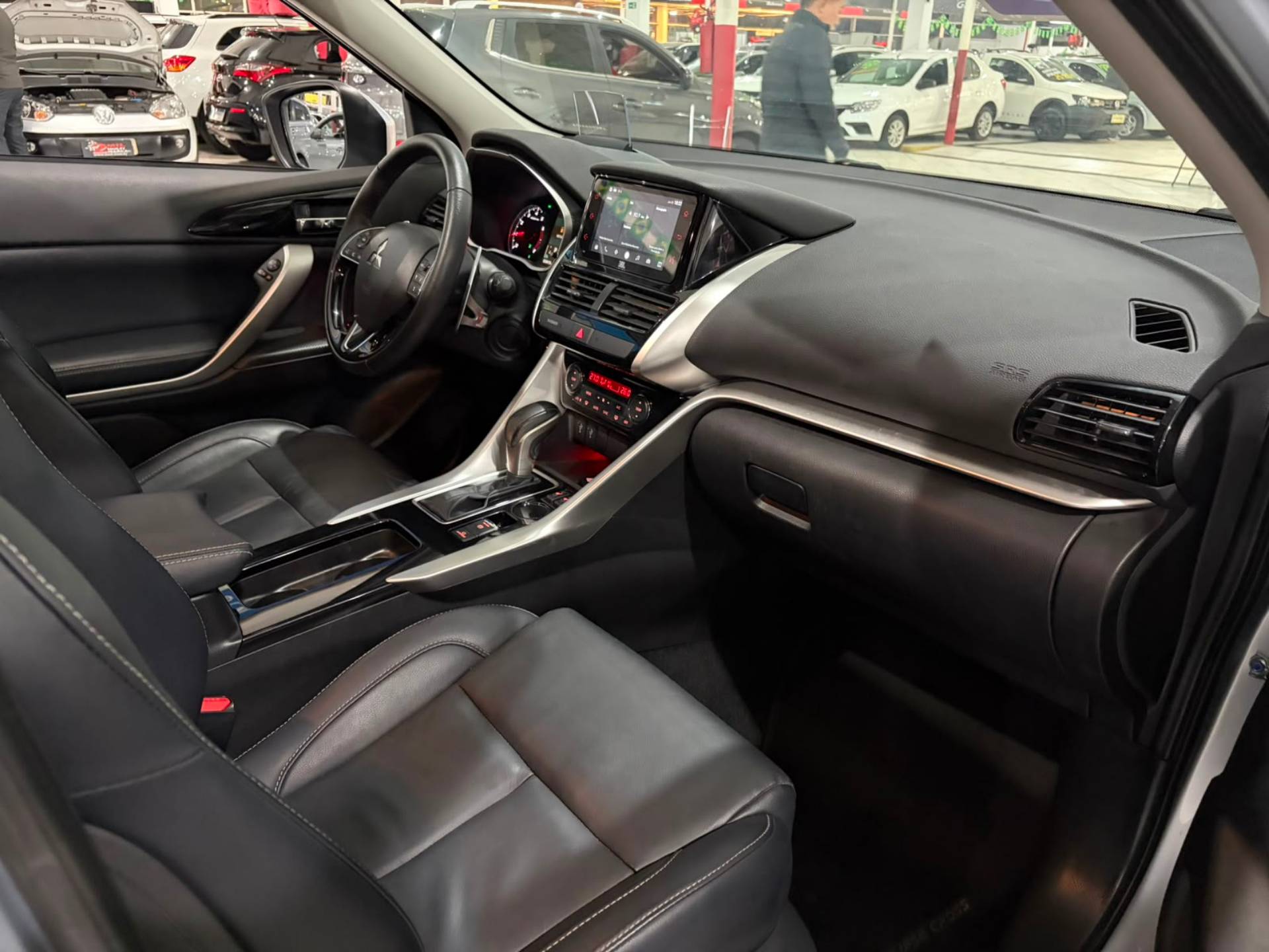 MITSUBISHI ECLIPSE CROSS