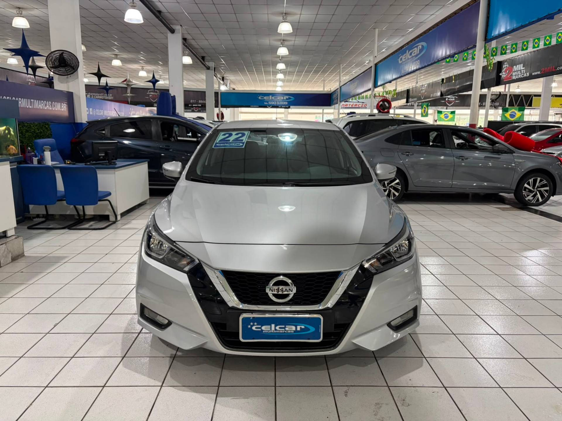 NISSAN VERSA