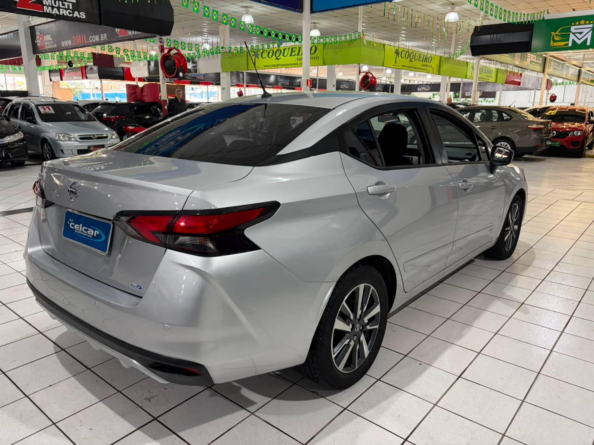 NISSAN VERSA