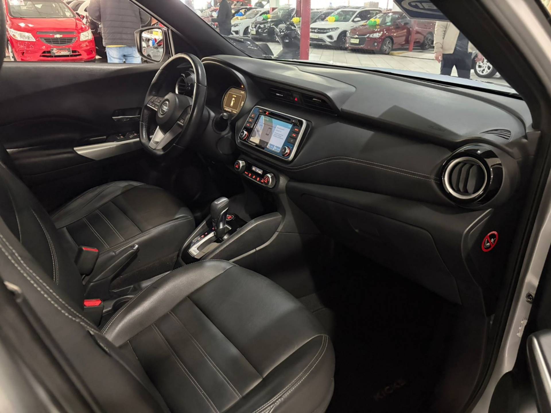 NISSAN KICKS