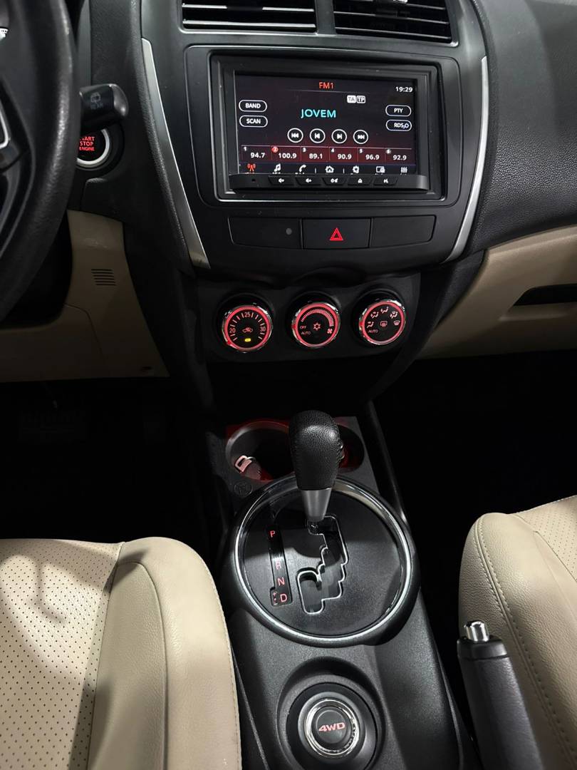 MITSUBISHI ASX