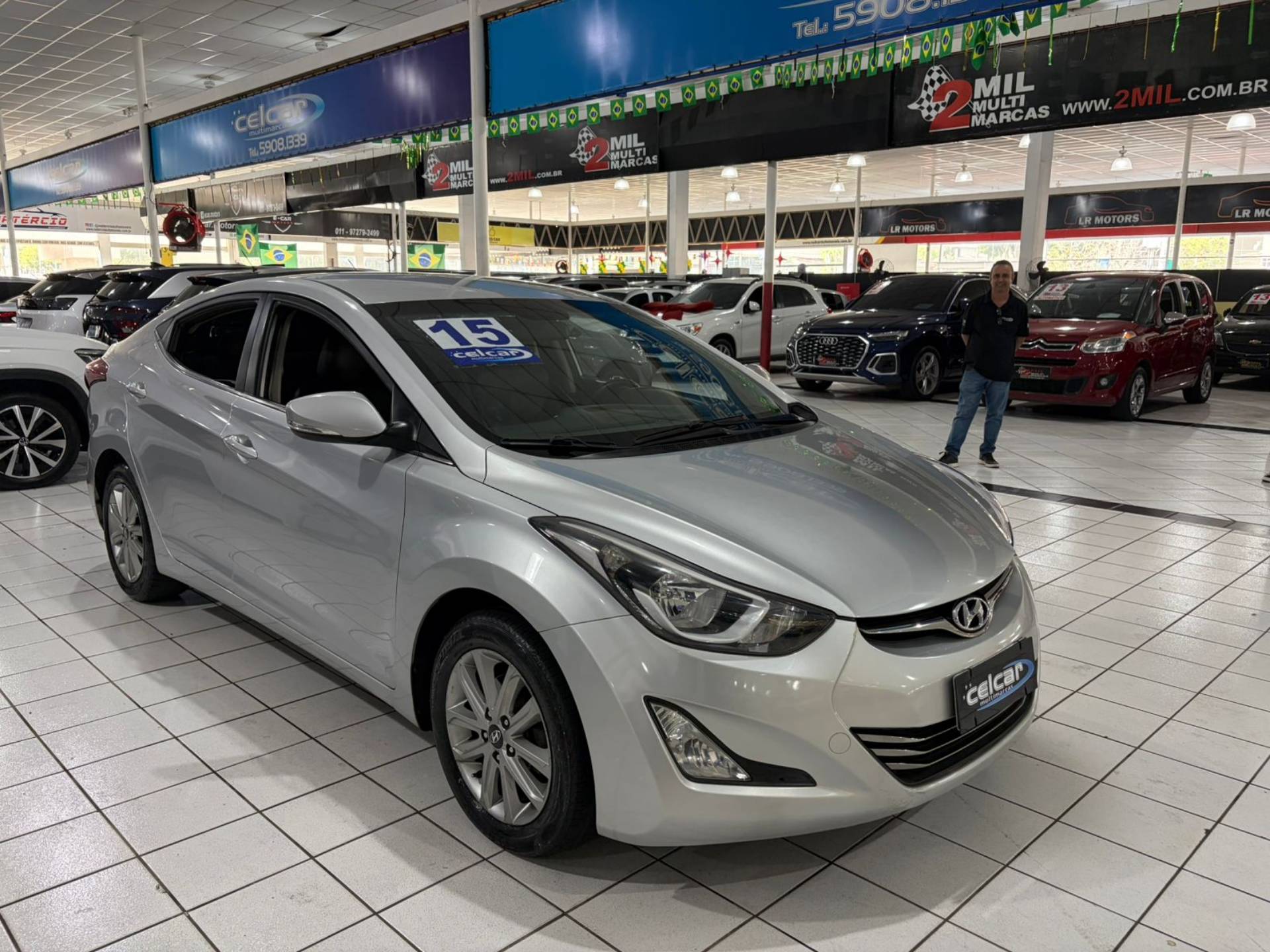 HYUNDAI ELANTRA