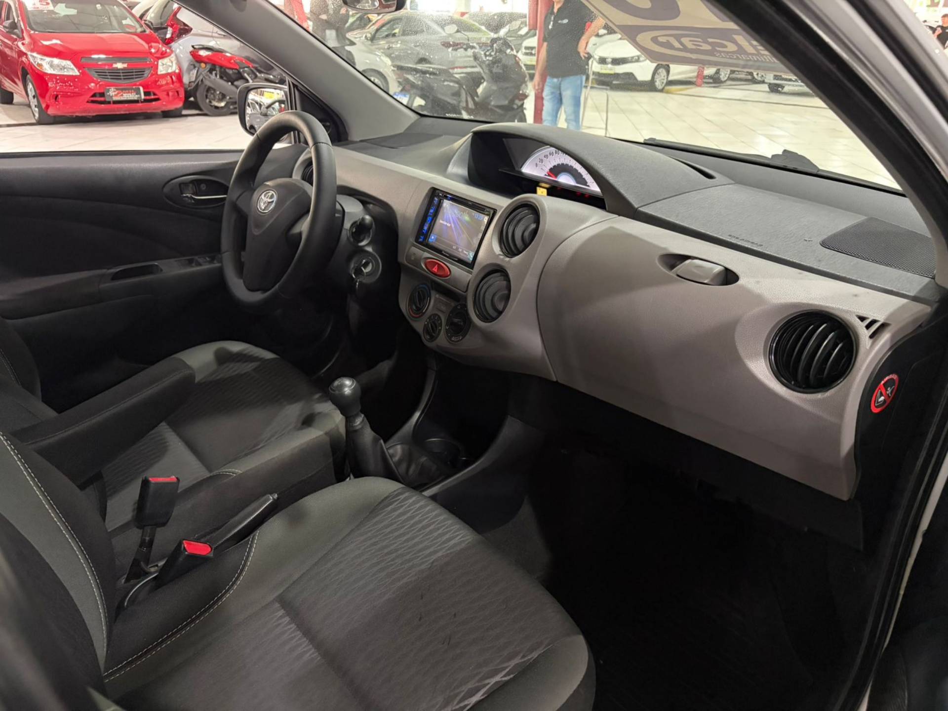 TOYOTA ETIOS