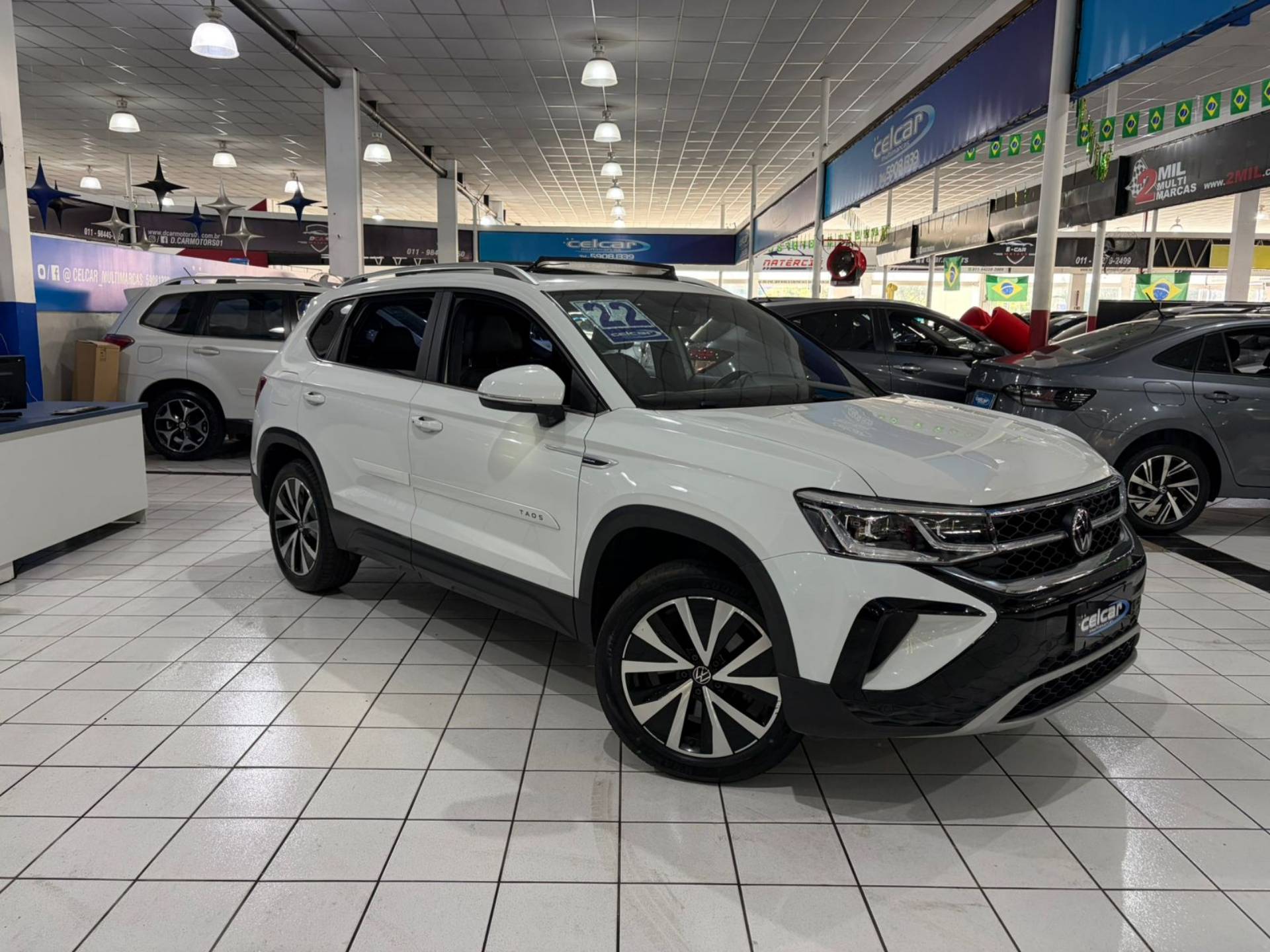 VOLKSWAGEN TAOS