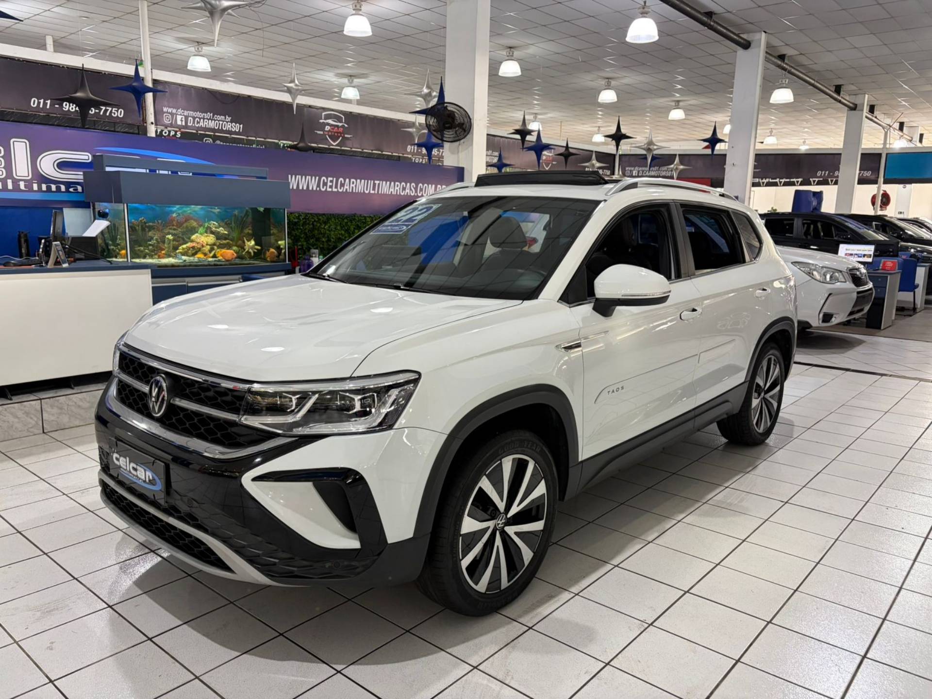 VOLKSWAGEN TAOS
