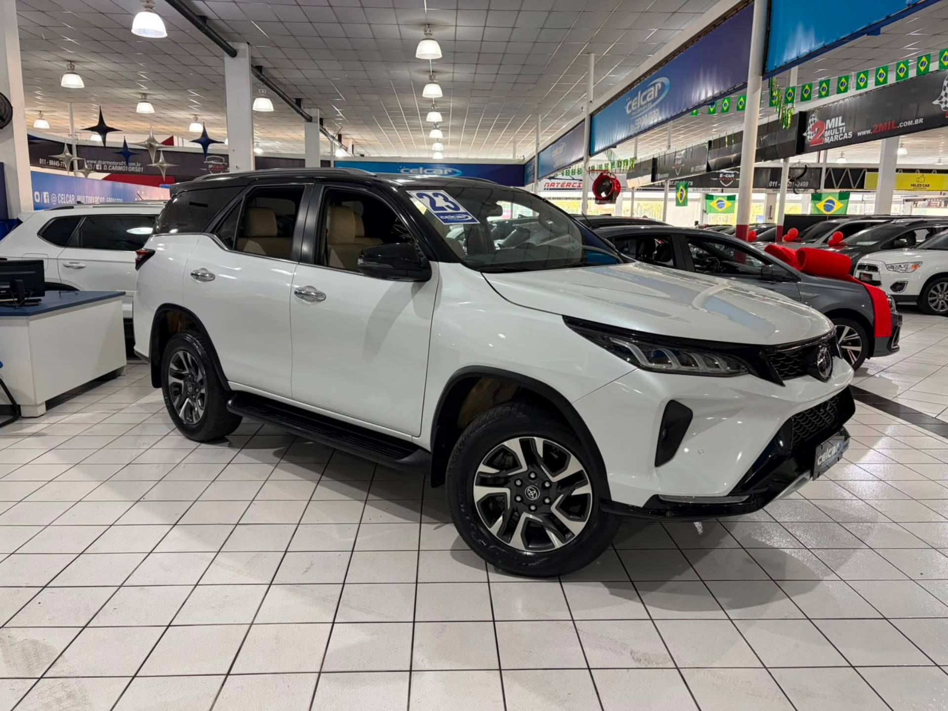 TOYOTA HILUX SW4