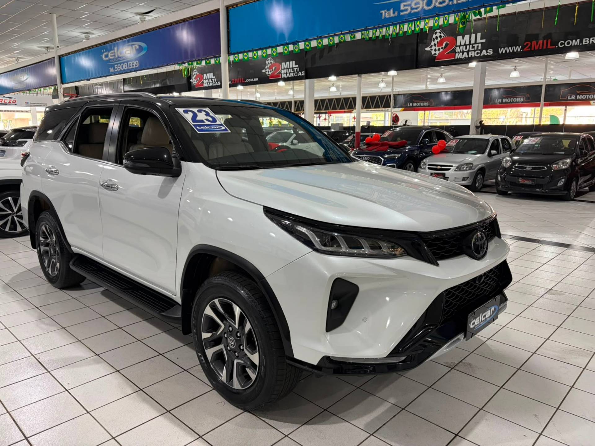 TOYOTA HILUX SW4