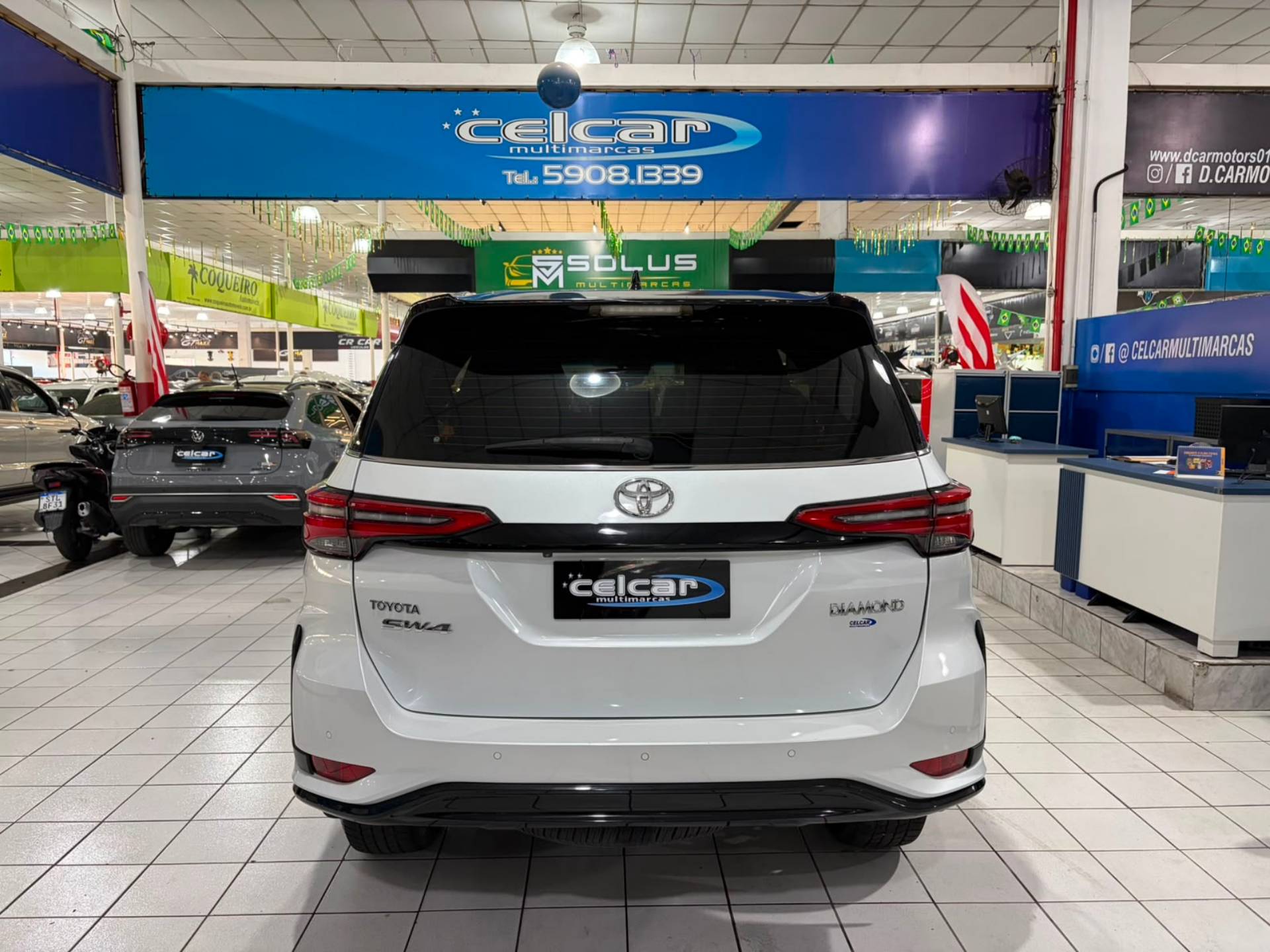 TOYOTA HILUX SW4
