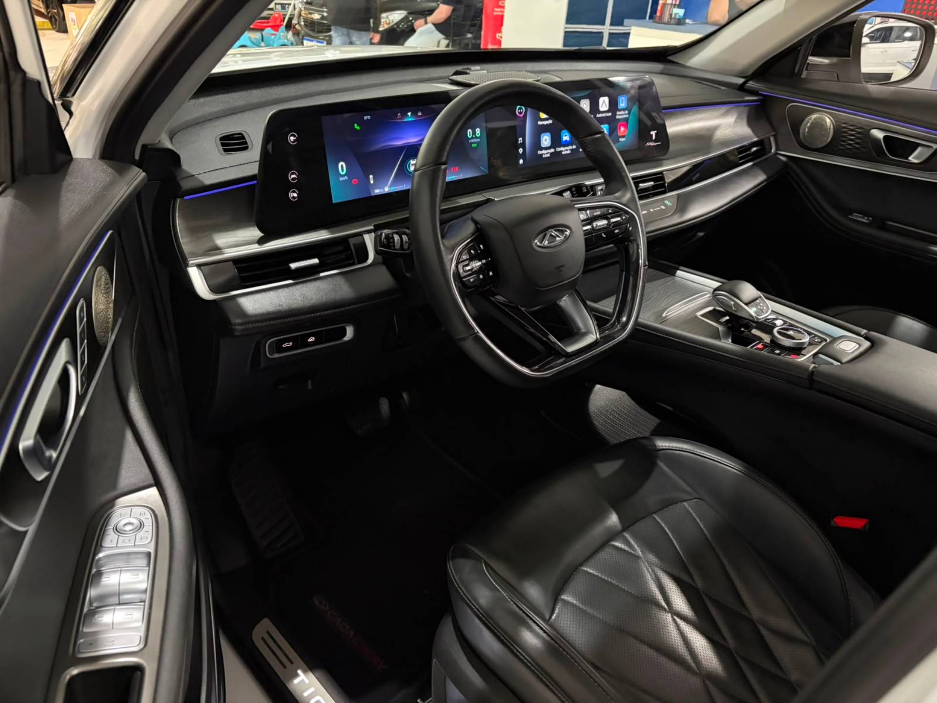 CHERY TIGGO 8
