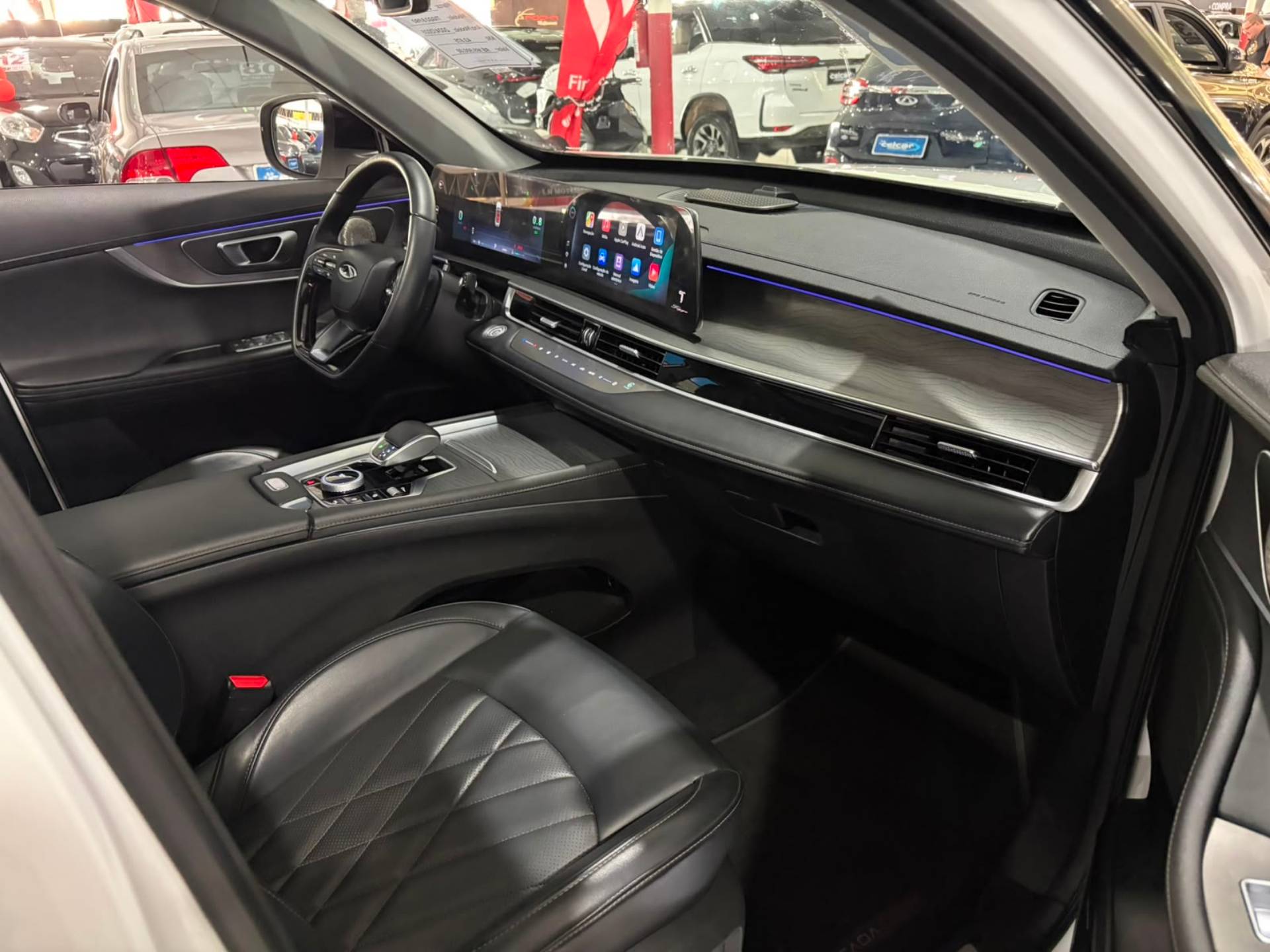 CHERY TIGGO 8