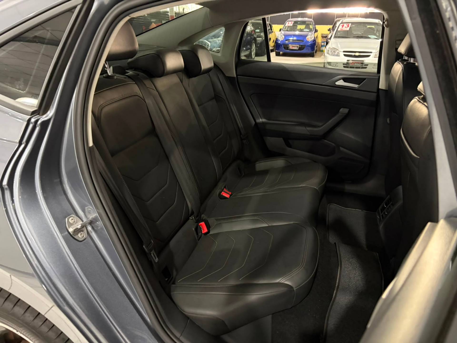 VOLKSWAGEN VIRTUS