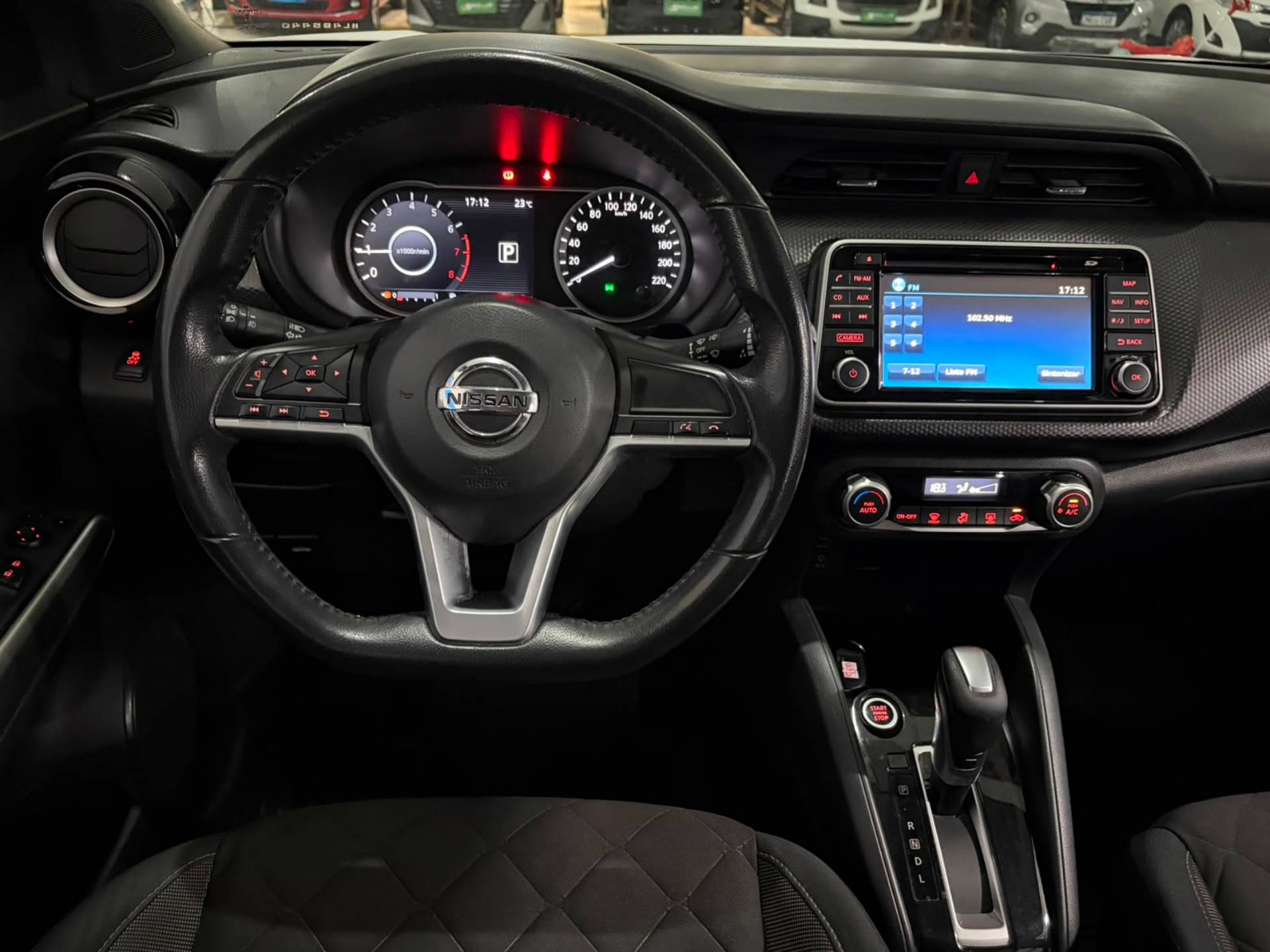 NISSAN KICKS