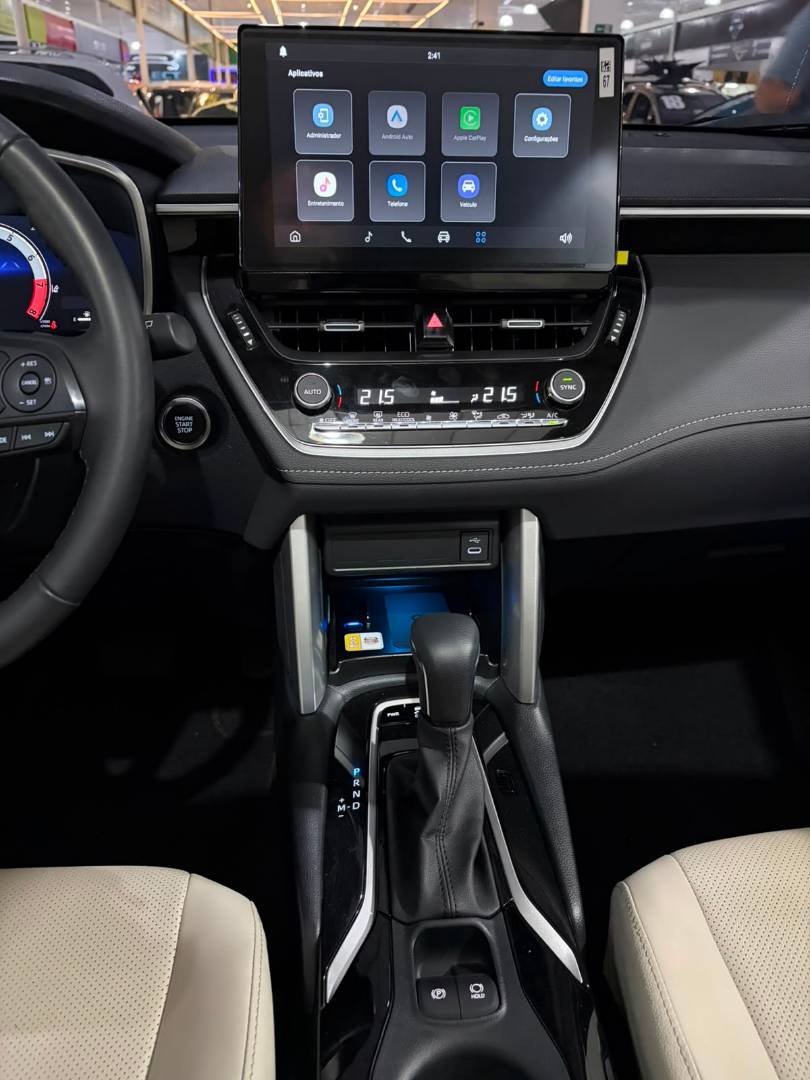 TOYOTA COROLLA CROSS